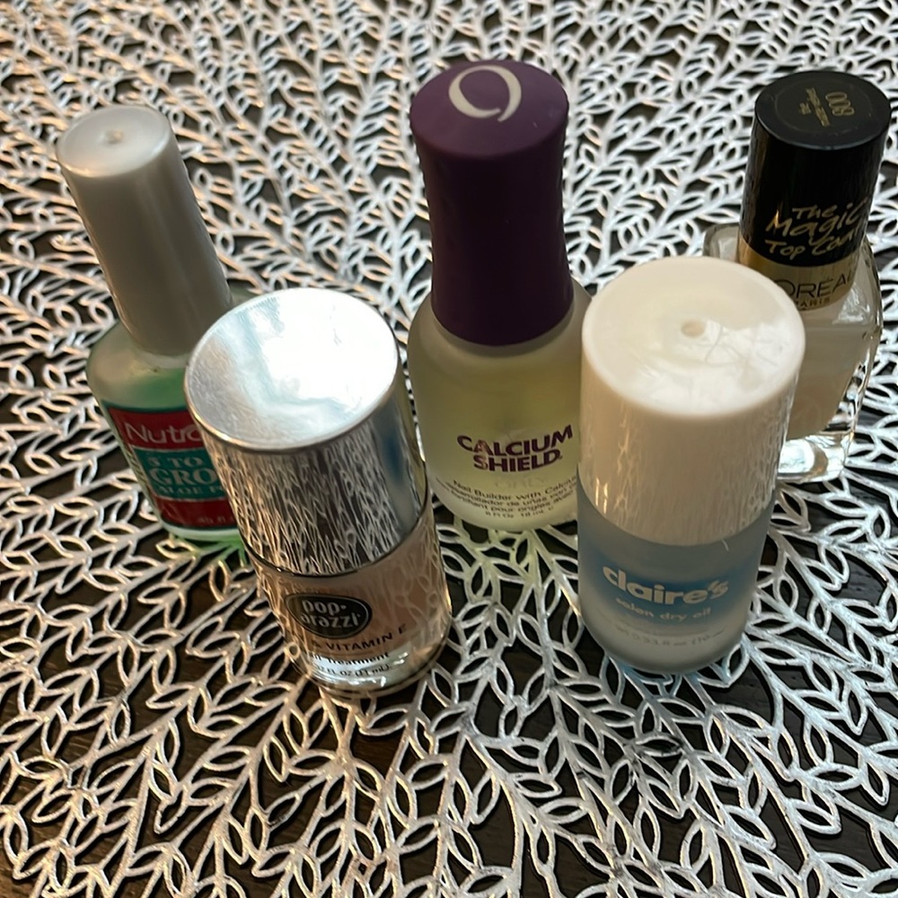 😍FREE with 2 + Bundle- Nail Care 💅 Bundle